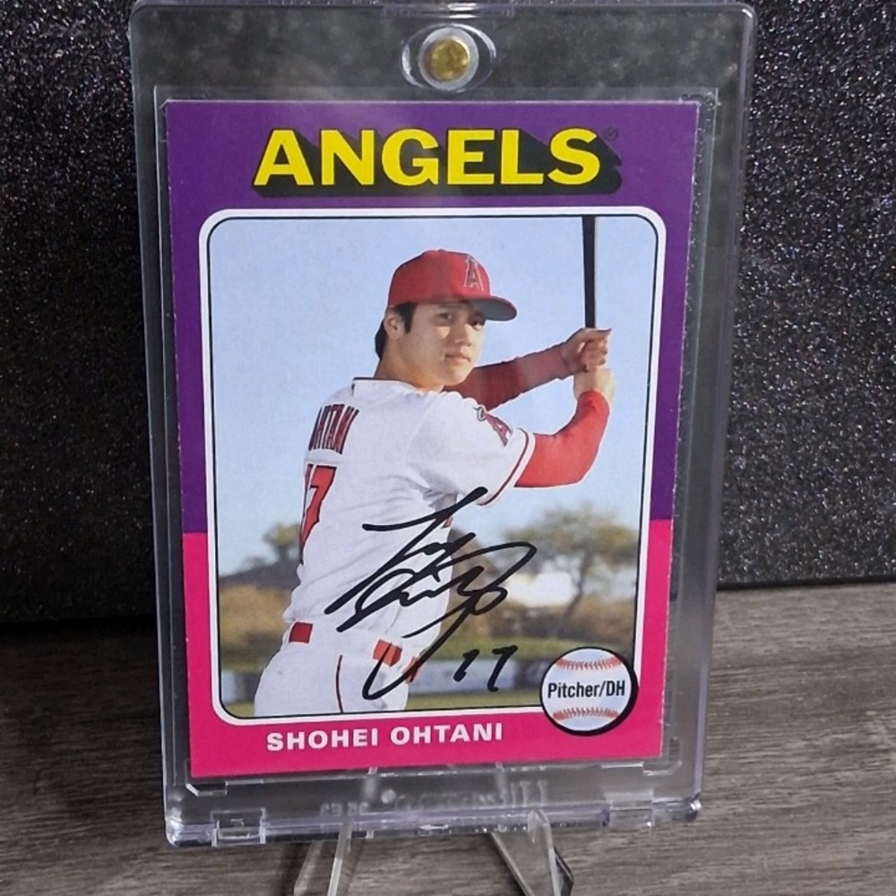 2019 Topps Archives - 1975 Design Shohei Ohtani #101 Batting